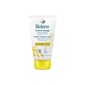 La crème change Biolane protège l'épiderme fessier de votre bébé et répare efficacement les rougeurs et irritations.