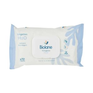 Biolane Lingettes au lait de toilette Sensitive nettoient, apaisent et protègent en un seul geste la peau de bébé.